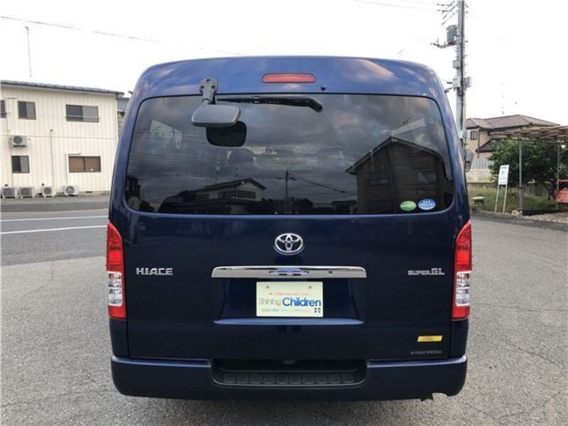 HIACE VAN