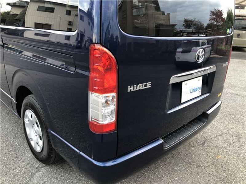 HIACE VAN