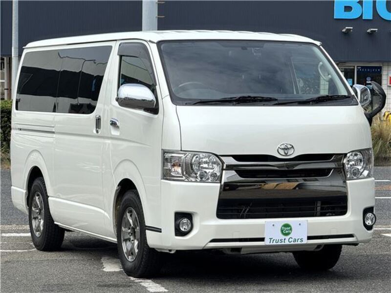 HIACE VAN