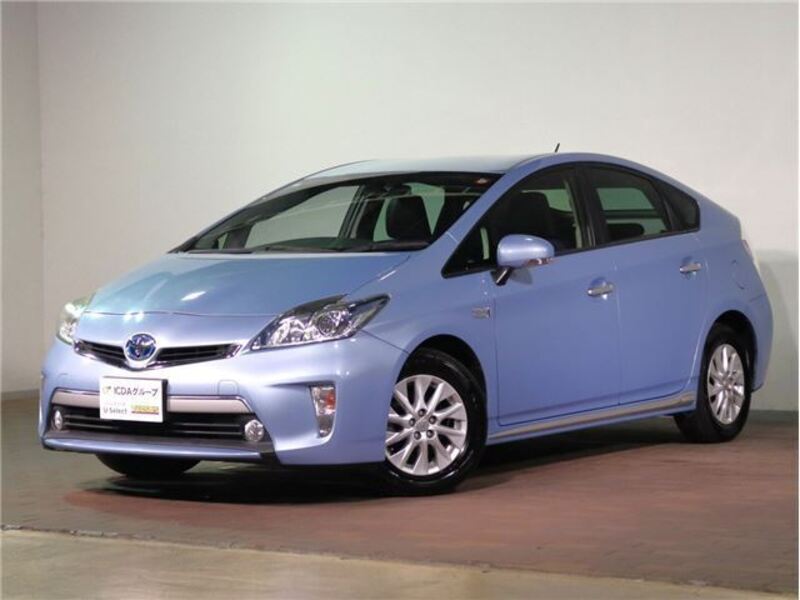 TOYOTA PRIUS PHV