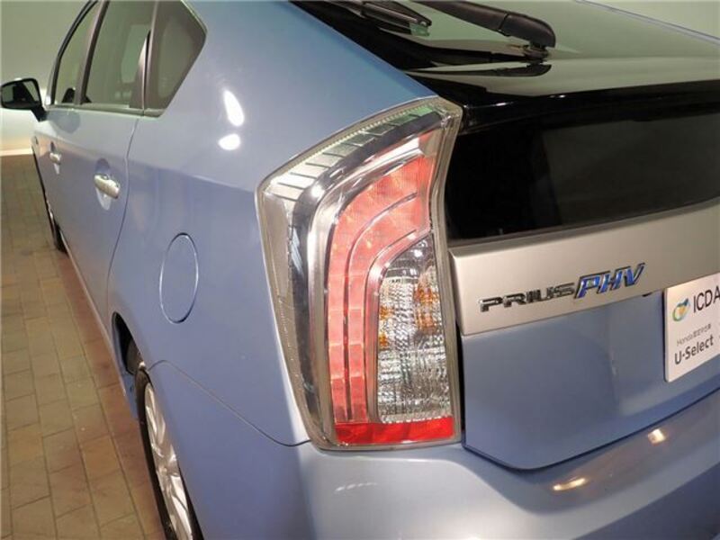 PRIUS PHV
