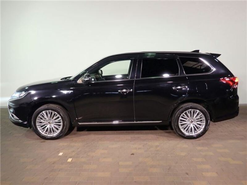 OUTLANDER PHEV