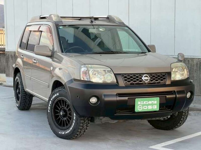 X-TRAIL