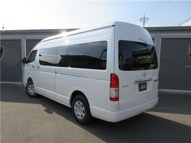 HIACE