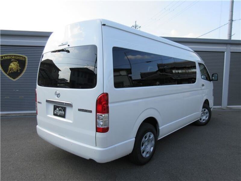 HIACE