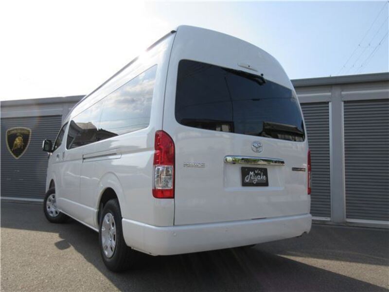 HIACE