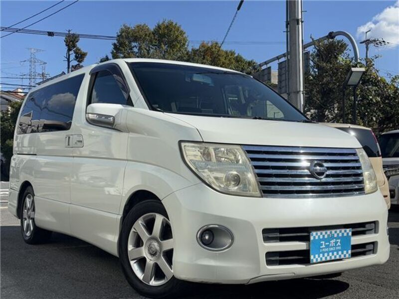 NISSAN ELGRAND