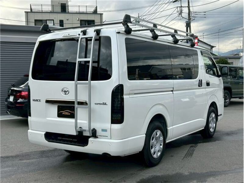 HIACE