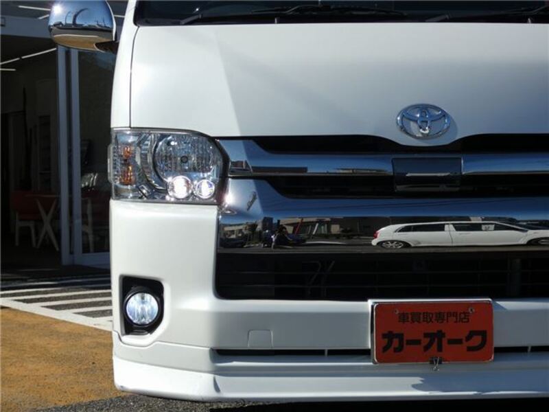 HIACE VAN