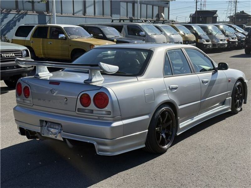 SKYLINE
