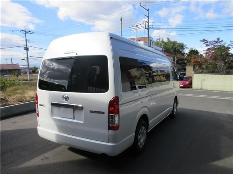 HIACE