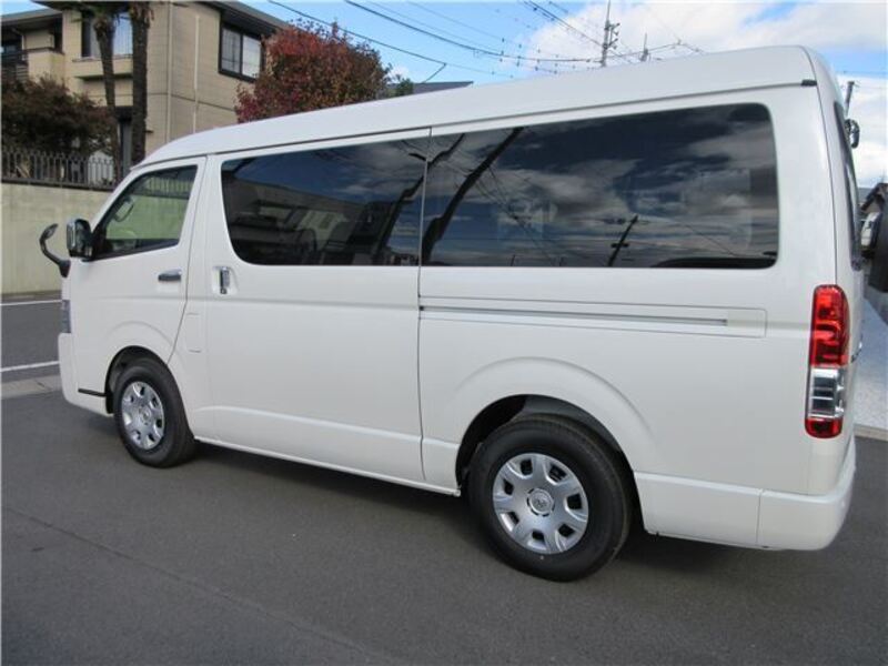 HIACE