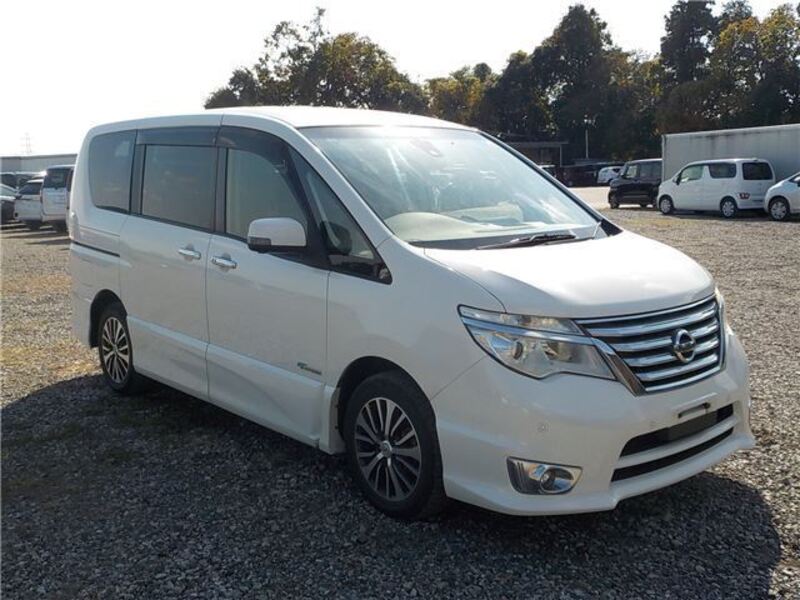 NISSAN SERENA