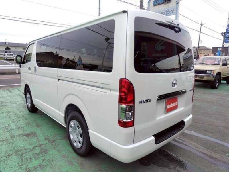 HIACE VAN