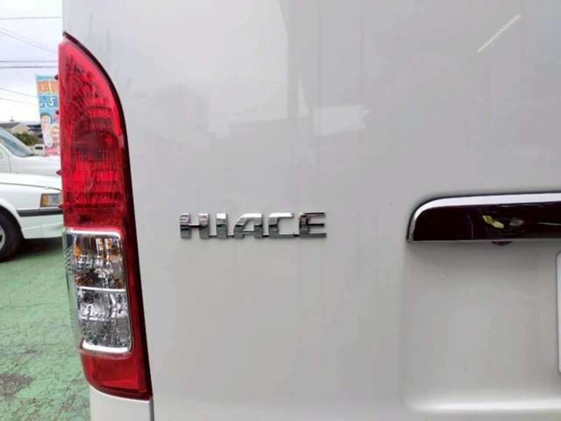 HIACE VAN