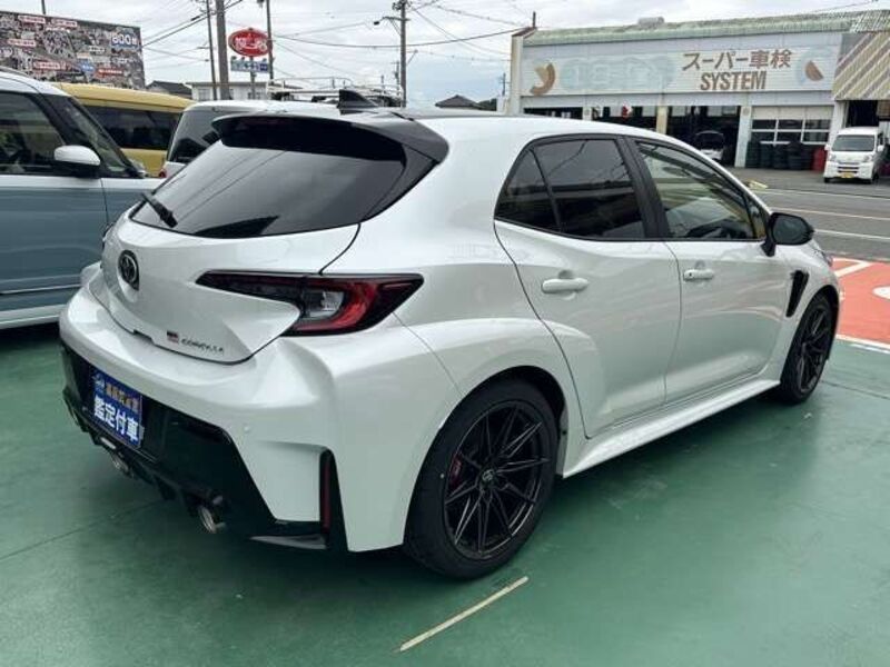 GR COROLLA