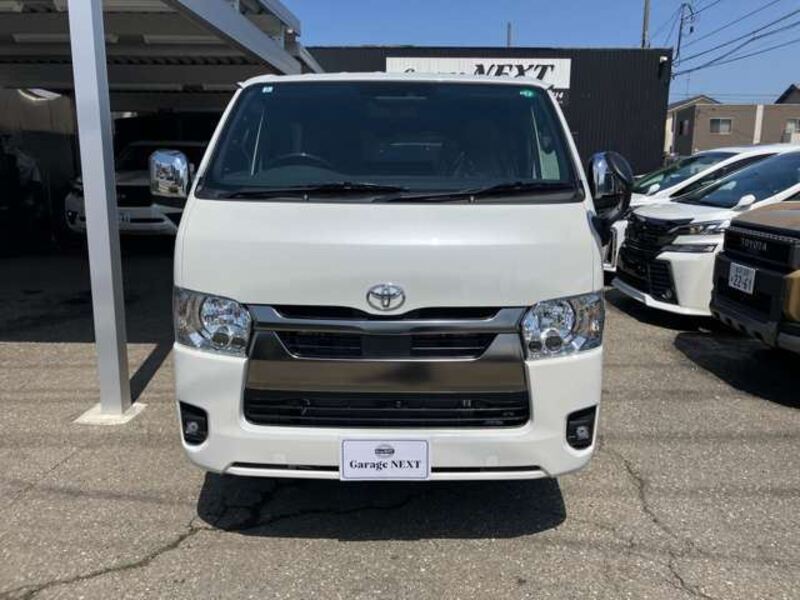 HIACE VAN