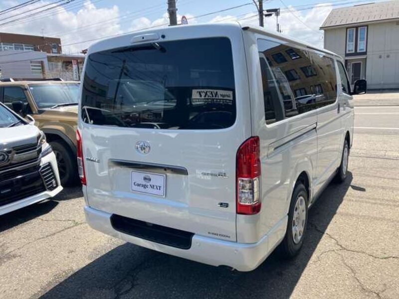 HIACE VAN