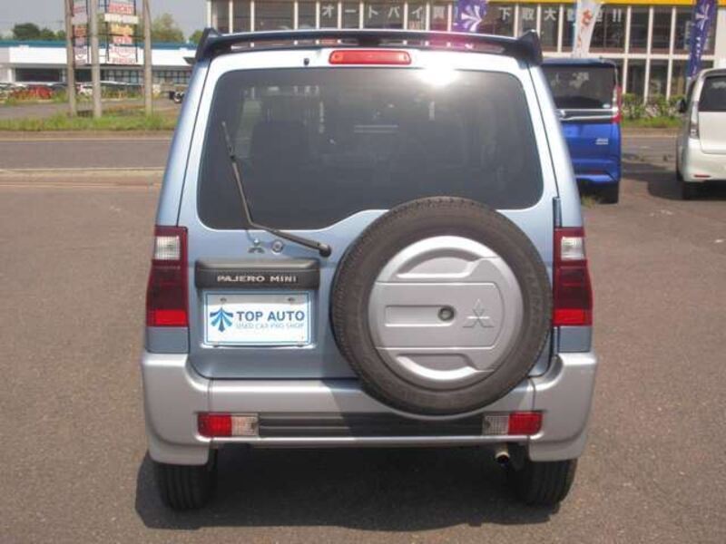 PAJERO MINI