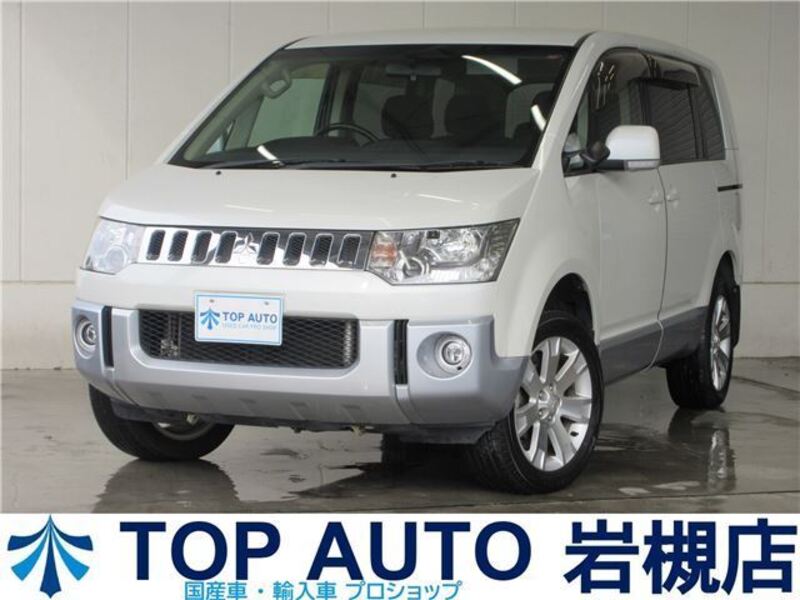 MITSUBISHI DELICA D5