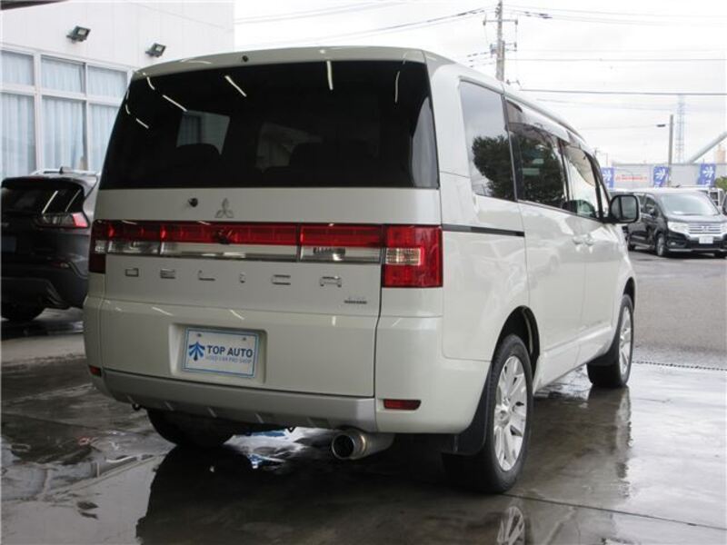 DELICA D5