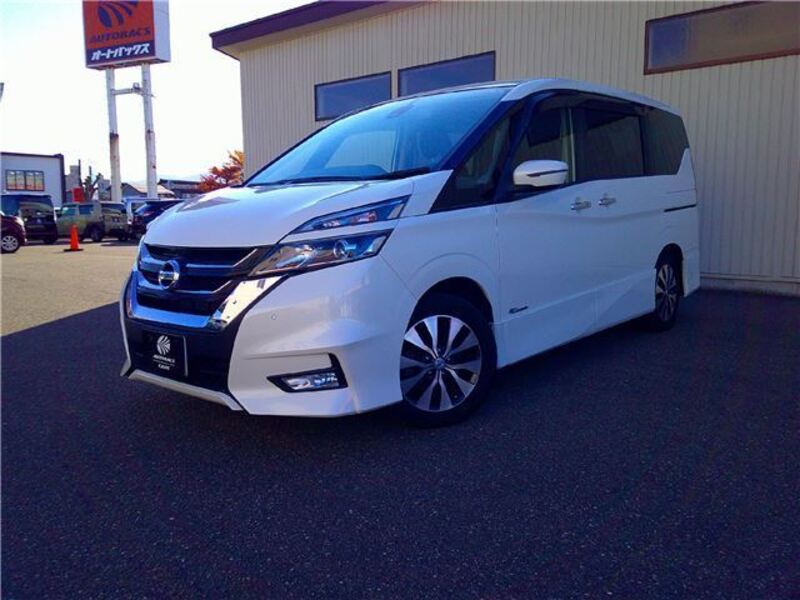 NISSAN SERENA