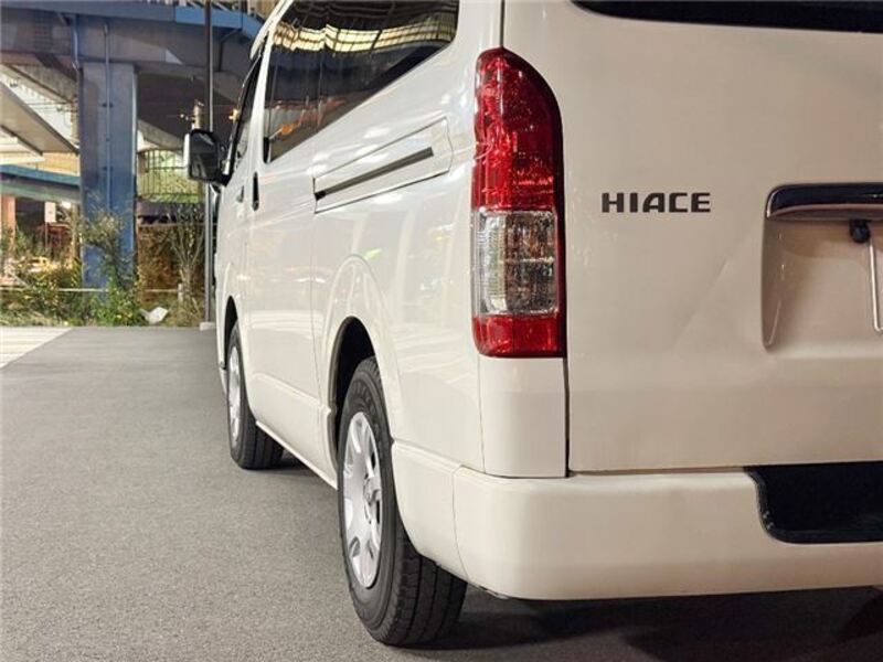 HIACE VAN