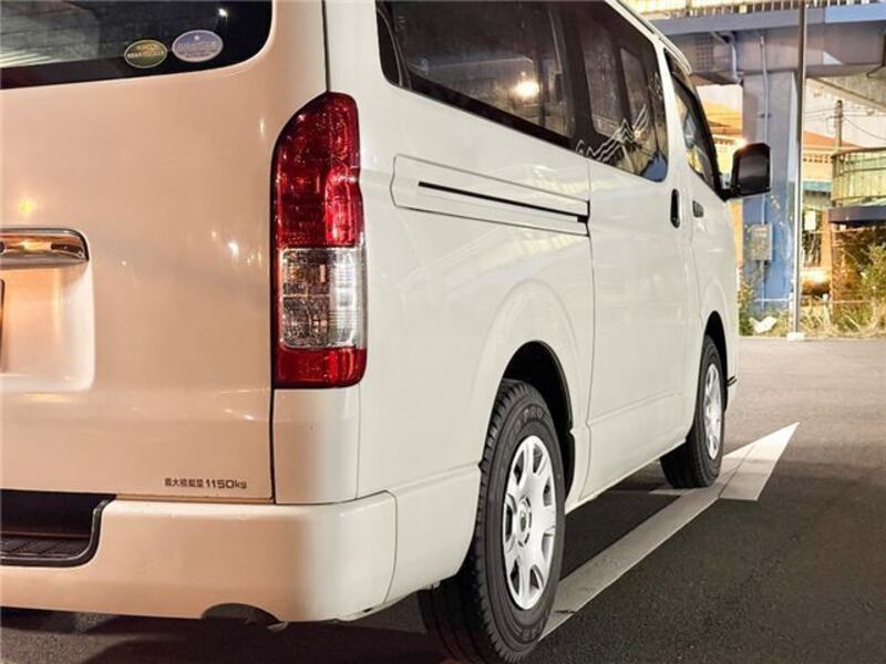 HIACE VAN