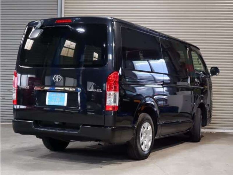 HIACE VAN