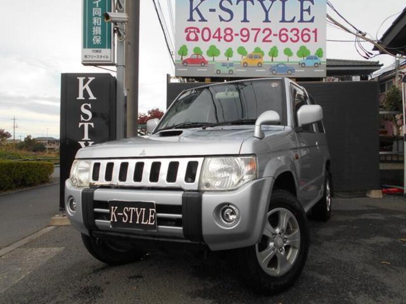 MITSUBISHI PAJERO MINI