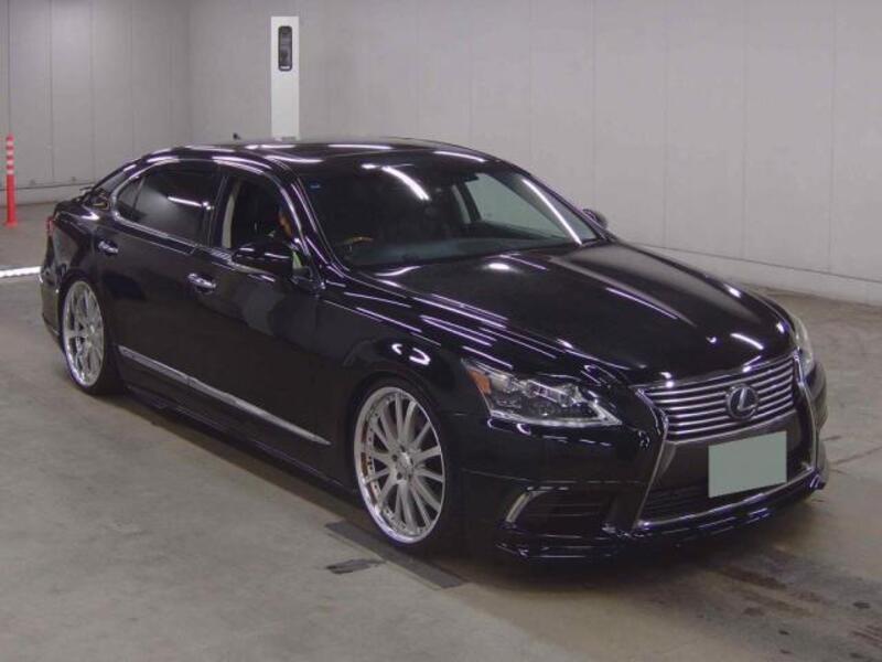 LEXUS LS