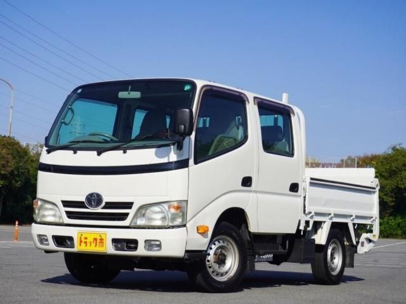 TOYOTA DYNA