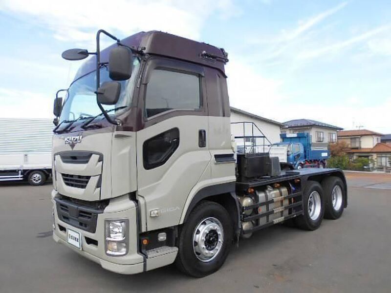 ISUZU GIGA