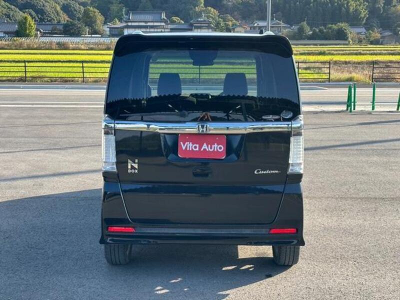 N BOX CUSTOM