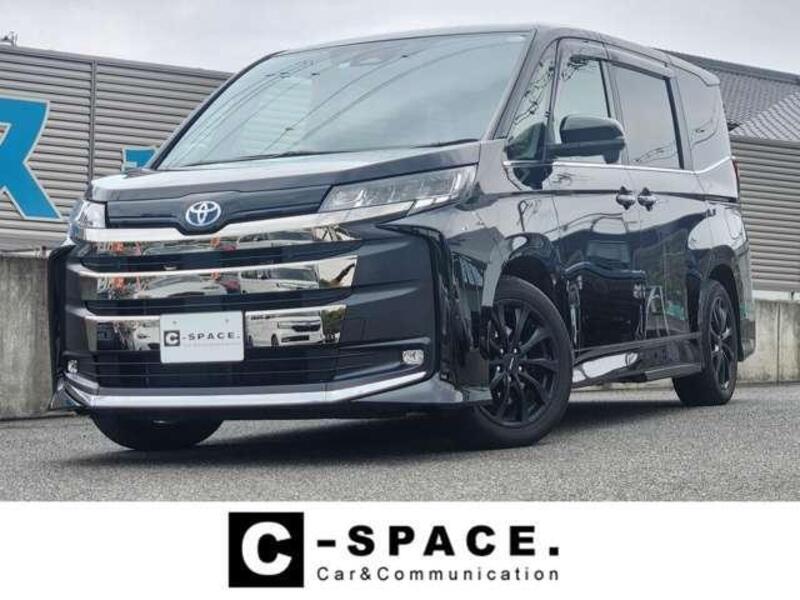 TOYOTA NOAH