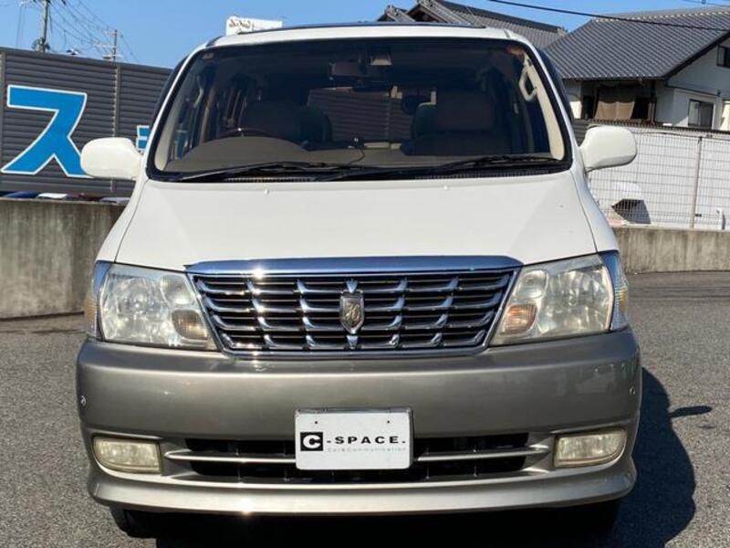 GRAND HIACE