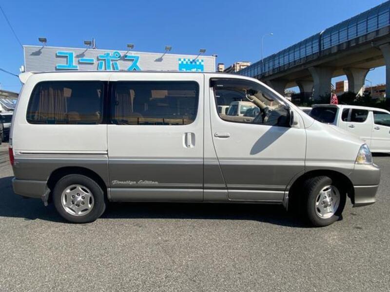 GRAND HIACE