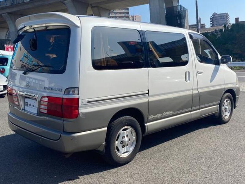 GRAND HIACE