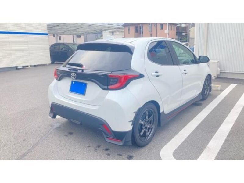 YARIS