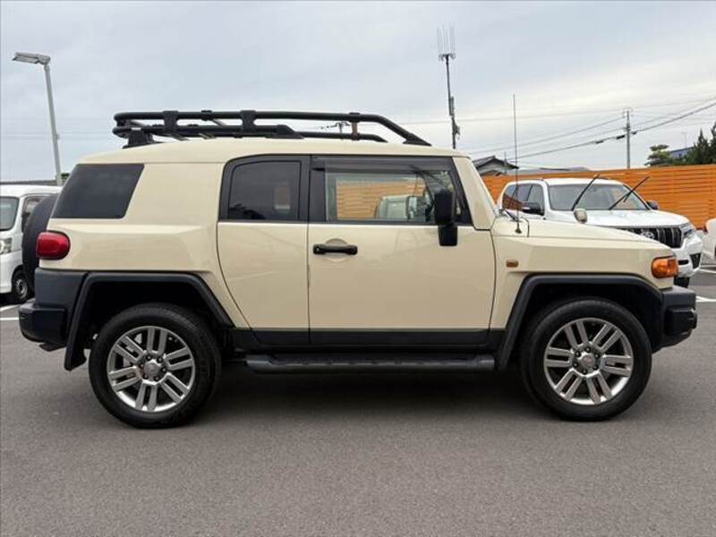 FJ CRUISER