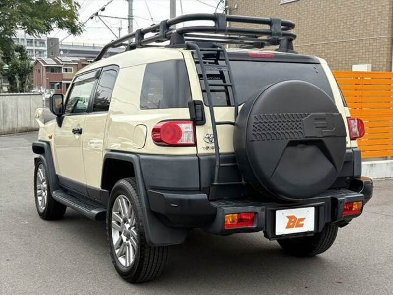 FJ CRUISER