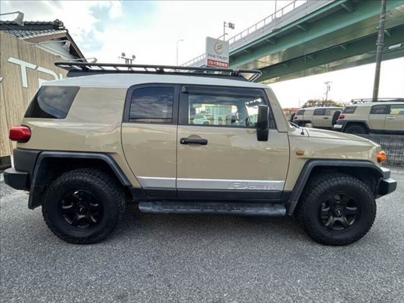 FJ CRUISER
