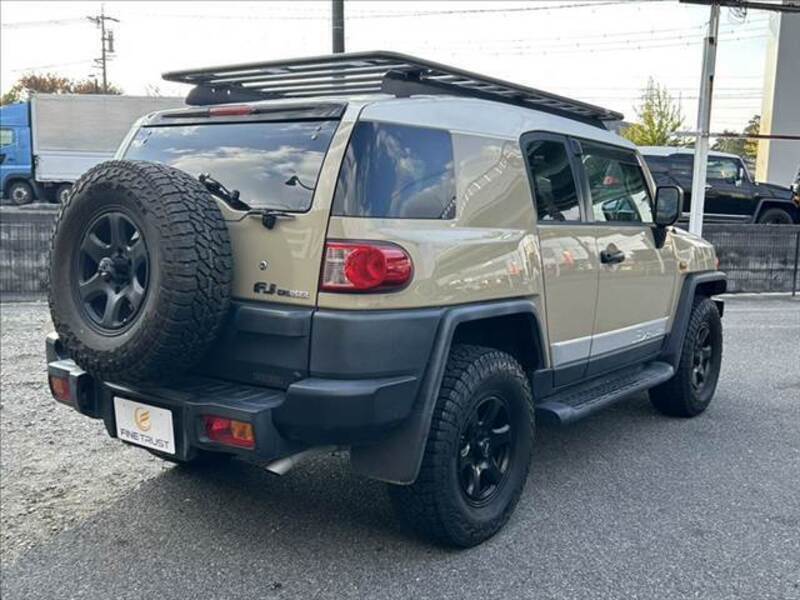 FJ CRUISER