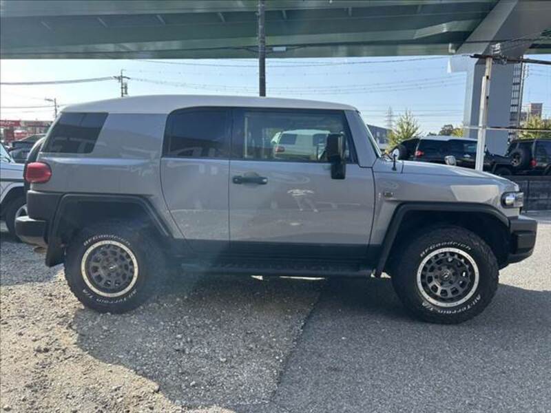 FJ CRUISER