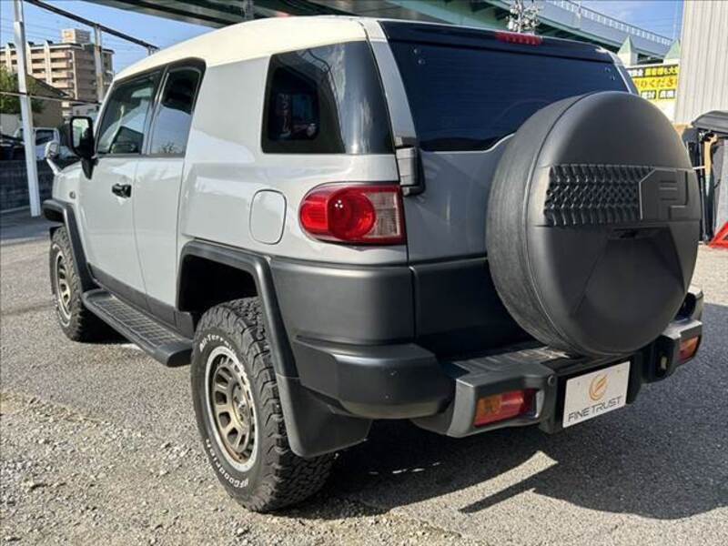 FJ CRUISER