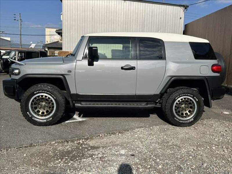 FJ CRUISER
