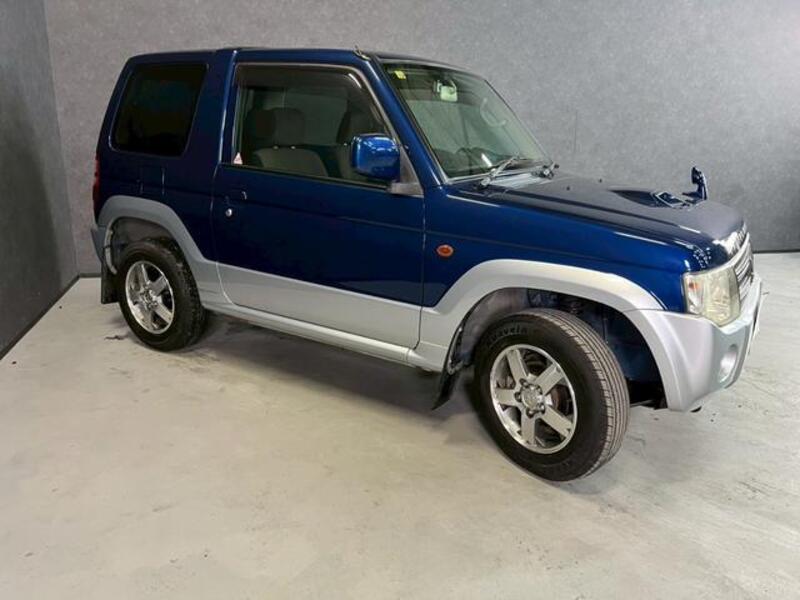 PAJERO MINI