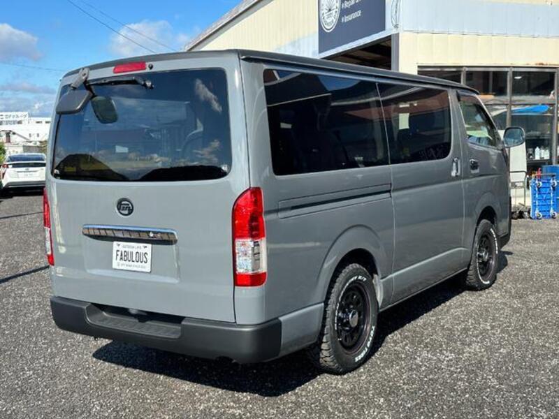 HIACE VAN