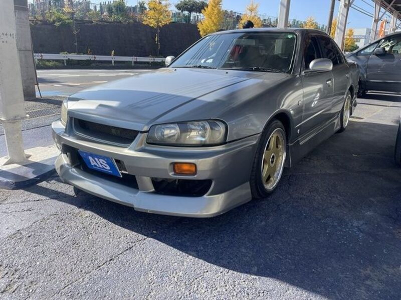 NISSAN SKYLINE