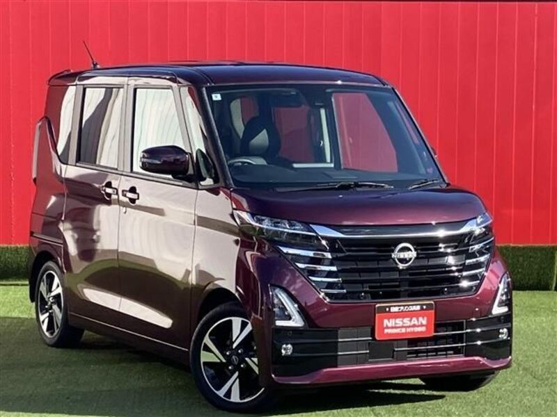 NISSAN ROOX